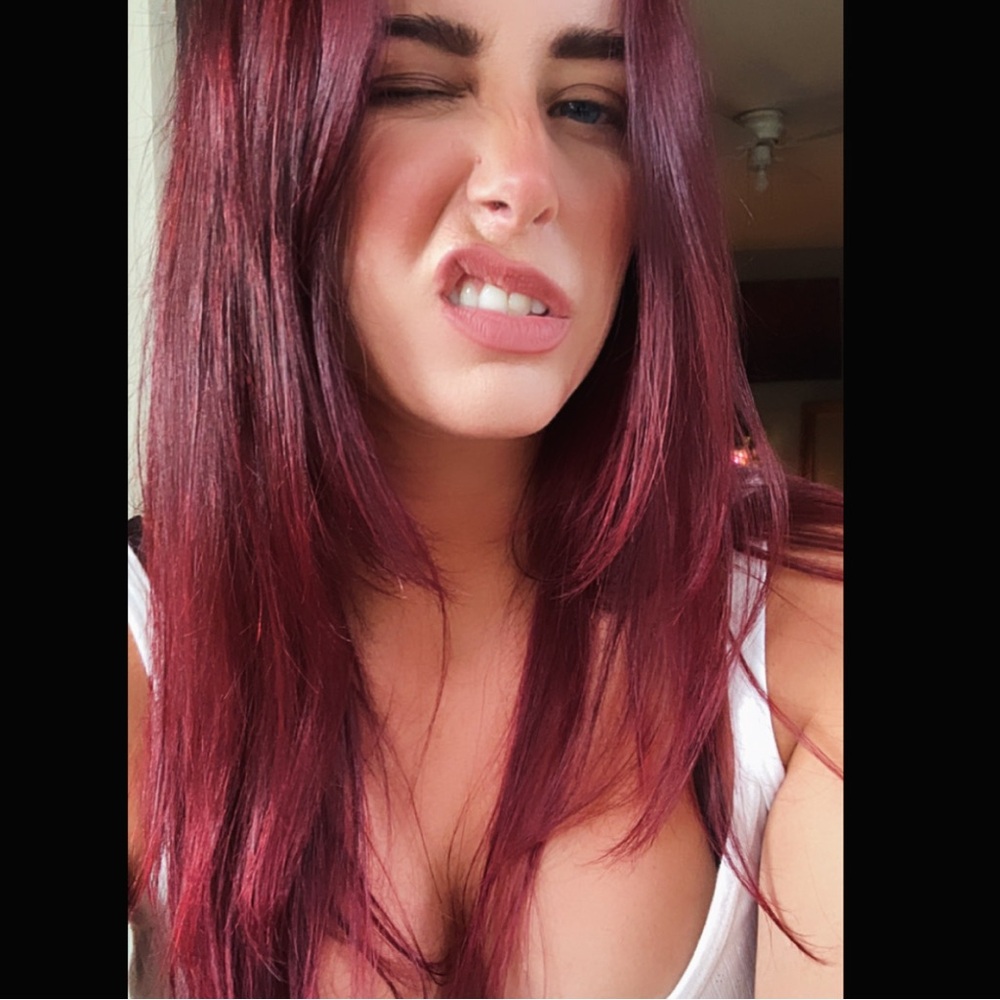 Meet your Posher, Jacqueline